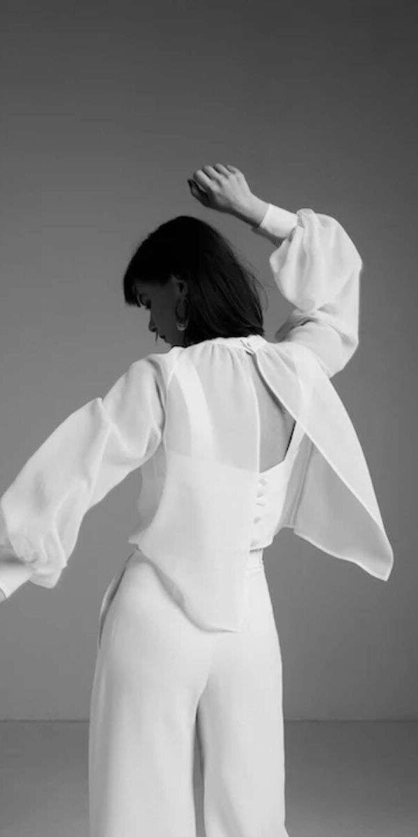 Blouse de mariée en mousseline fluide UniParis