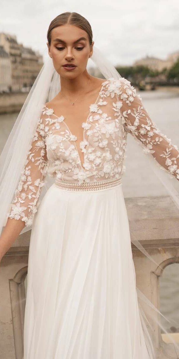 Robe de mariée bohème à manches trois quart Oksana Kokhan