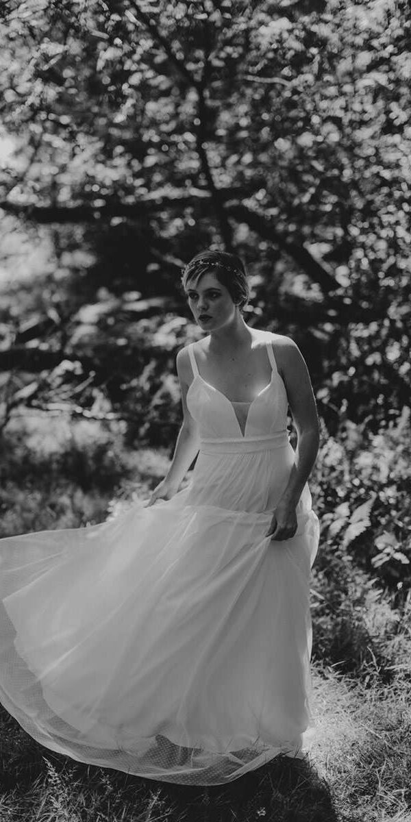 Robe de mariée fluide champêtre en tulle plumetis Salomé Gautard