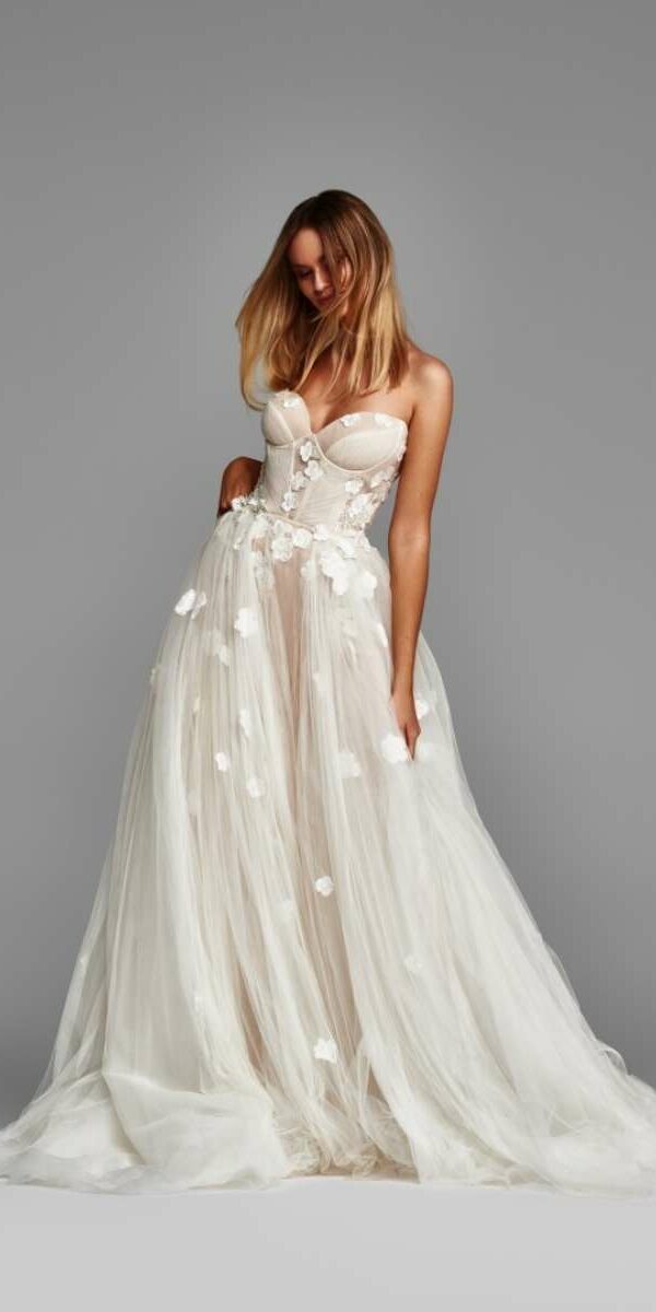 Robe de mariée A-line bustier tulle rose nude Sylwia Kopczynska