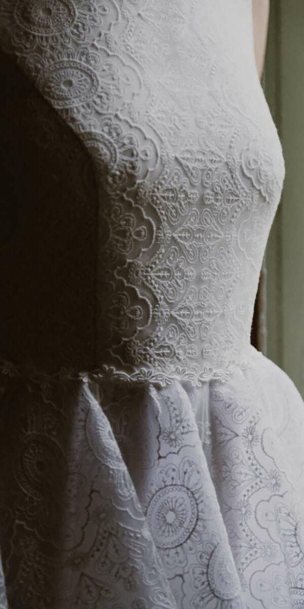 Robe de mariée courte pour mariage civil Atelier Swan
