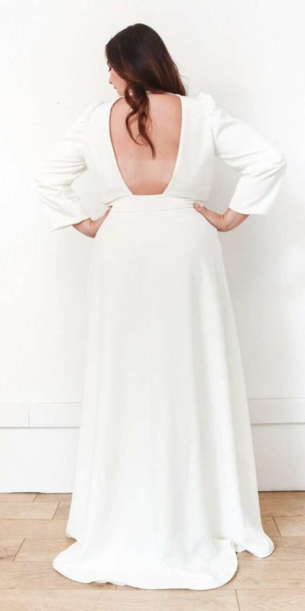 Robe de mariée simple manches longues L'Amusée